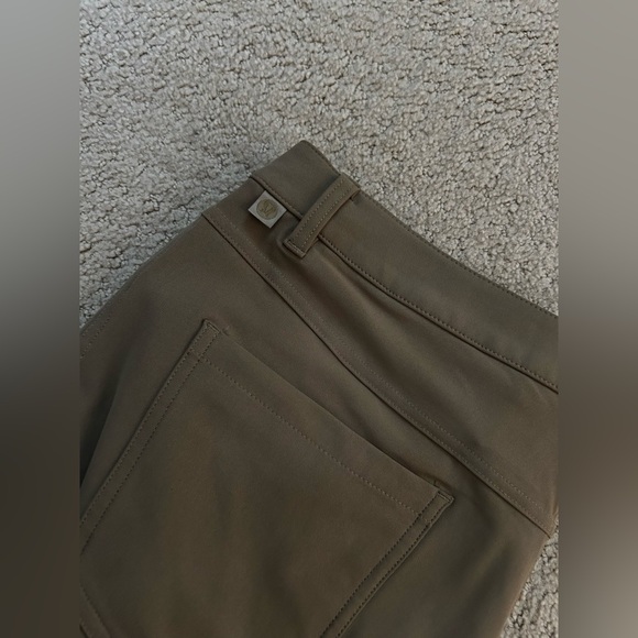 Lululemon Men’s ABC Classic-Fit Pant 32"
*Warpstreme Color: Artifact - Picture 6 of 7